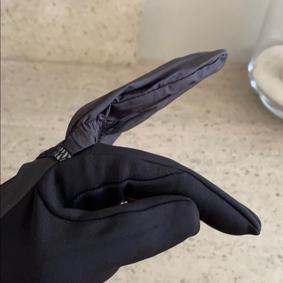 Lululemon Run Fast Gloves - Picture 9 of 13
